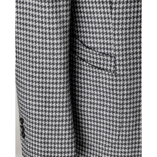 Classic Houndstooth by the Ficus